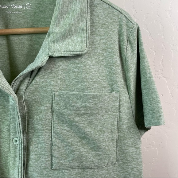Outdoor Voices 2023 CloudKnit Recover Shortsleeve Button Front Top Size Medium - Picture 7 of 16